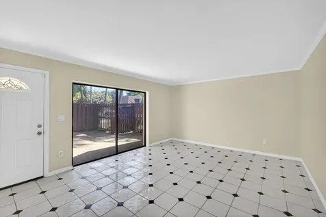 825 Center Street Jupiter FL 33458