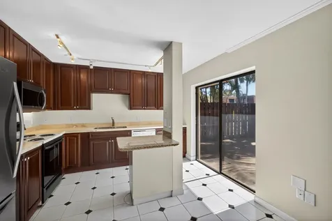 825 Center Street Jupiter FL 33458