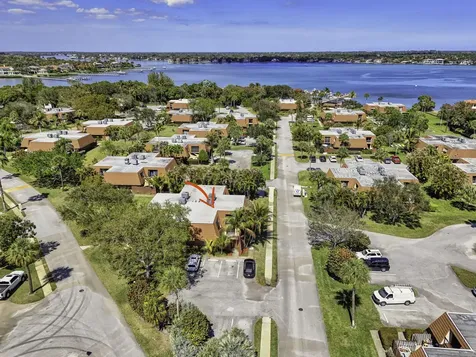 825 Center Street Jupiter FL 33458