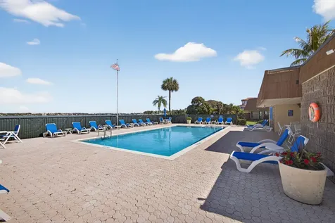 825 Center Street Jupiter FL 33458