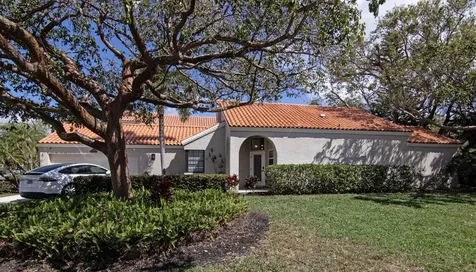 13266 Saint Tropez Circle Palm Beach Gardens FL 33410