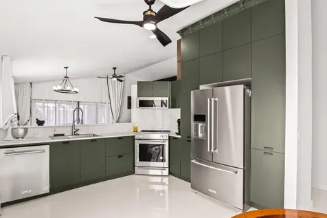 13266 Saint Tropez Circle Palm Beach Gardens FL 33410