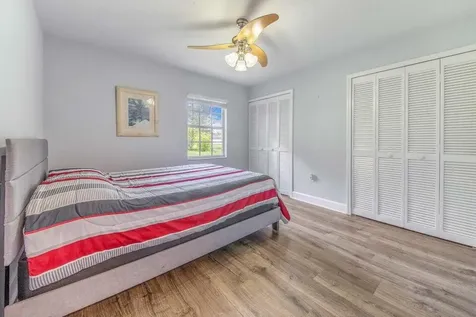 910 Liberty Lane Auburndale FL 33823