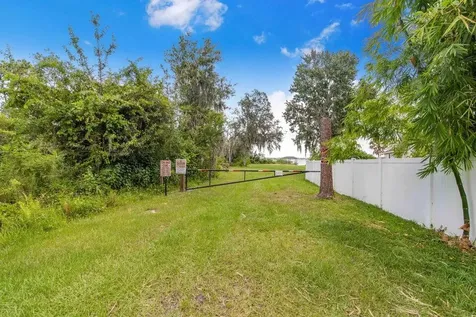 910 Liberty Lane Auburndale FL 33823