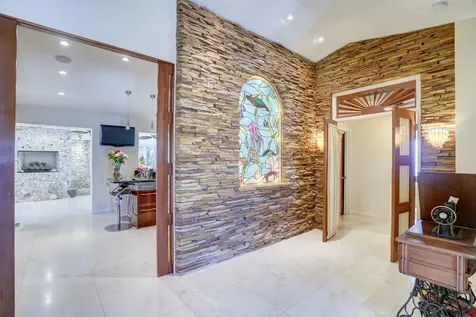 1191 Emerald Lane Singer Island FL 33404