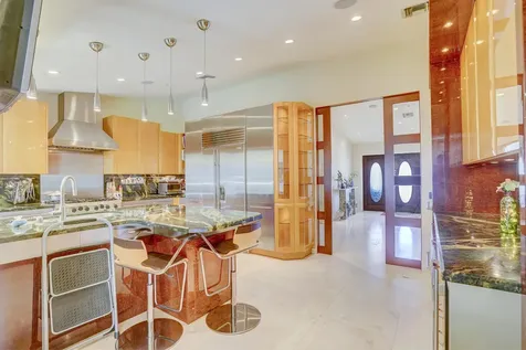1191 Emerald Lane Singer Island FL 33404