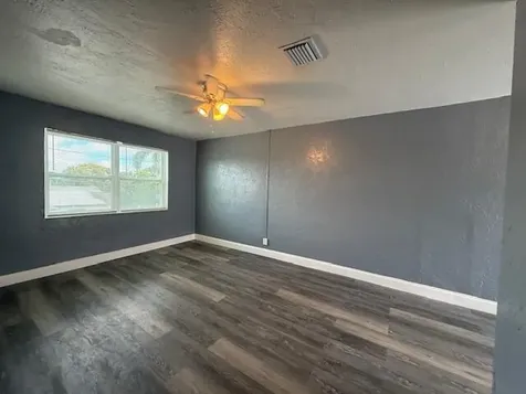 1913 Division Avenue West Palm Beach FL 33407