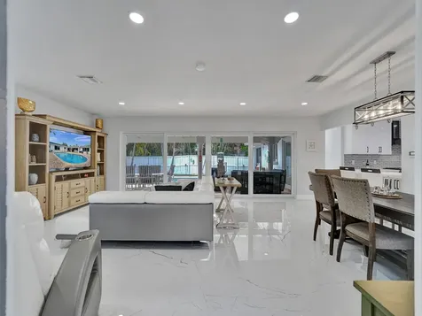 3204 Robbins Road Pompano Beach FL 33062