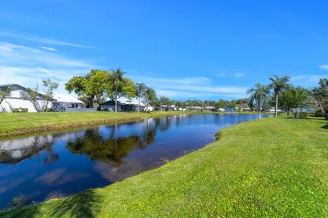 1139 Summit Trail Circle West Palm Beach FL 33415