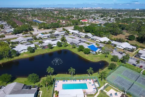 1139 Summit Trail Circle West Palm Beach FL 33415