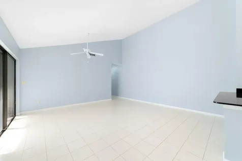1139 Summit Trail Circle West Palm Beach FL 33415