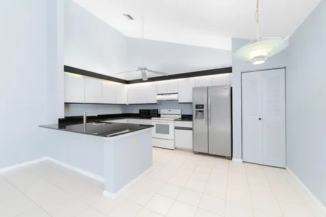 1139 Summit Trail Circle West Palm Beach FL 33415