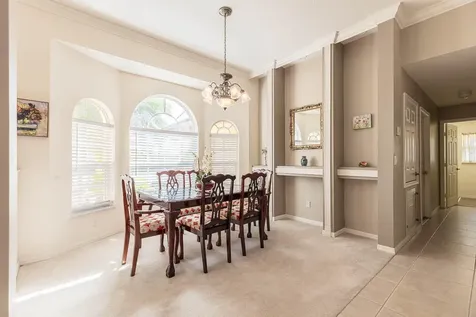 2417 Se Dogwood Avenue Port Saint Lucie FL 34952