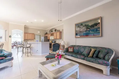 2417 Se Dogwood Avenue Port Saint Lucie FL 34952