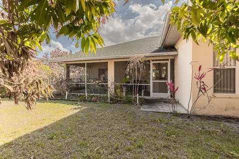 2417 Se Dogwood Avenue Port Saint Lucie FL 34952