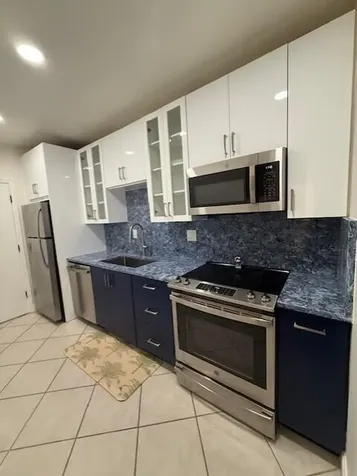 299 Sw 7th Street Boca Raton FL 33432