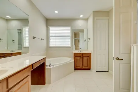 8908 Champions Way Port Saint Lucie FL 34986