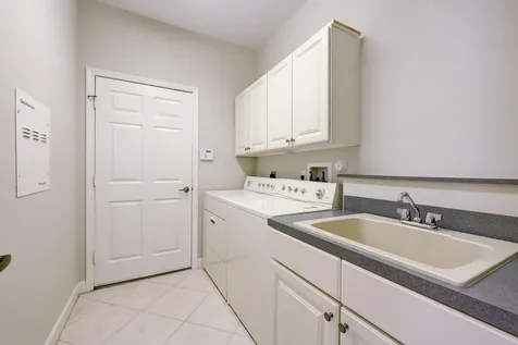 8908 Champions Way Port Saint Lucie FL 34986