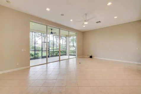 8908 Champions Way Port Saint Lucie FL 34986