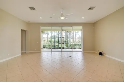 8908 Champions Way Port Saint Lucie FL 34986