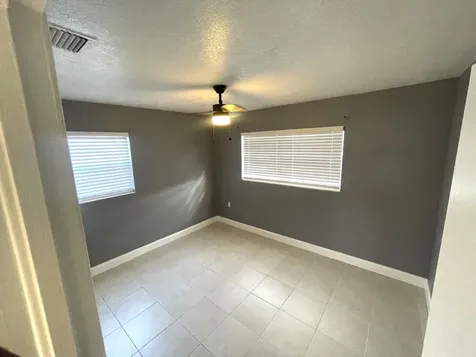 571 Sioux Road Lake Worth FL 33462