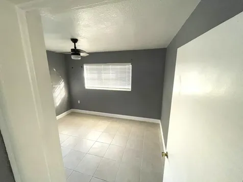571 Sioux Road Lake Worth FL 33462