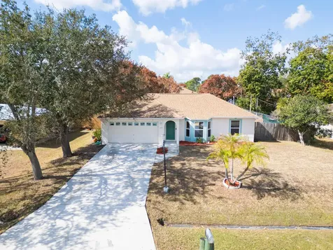 1718 Se Aires Lane Port Saint Lucie FL 34984