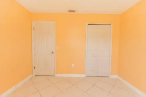 1718 Se Aires Lane Port Saint Lucie FL 34984