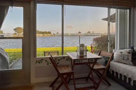 1116 Lake Terrace Boynton Beach FL 33426