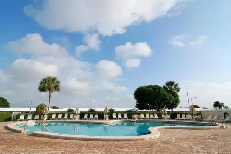 1116 Lake Terrace Boynton Beach FL 33426