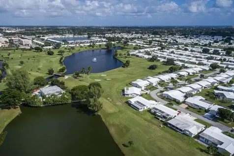 1116 Lake Terrace Boynton Beach FL 33426