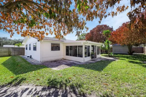 221 Caprol Lane Sebastian FL 32958