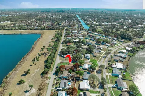 221 Caprol Lane Sebastian FL 32958