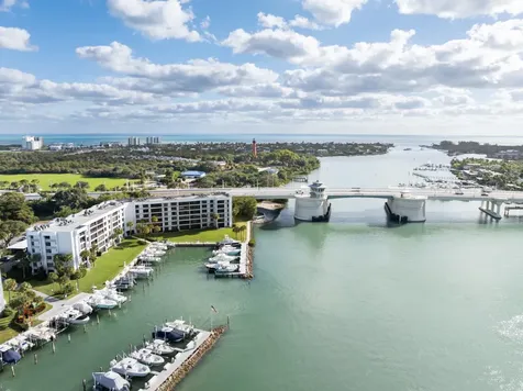 1748 Jupiter Cove Drive Jupiter FL 33469