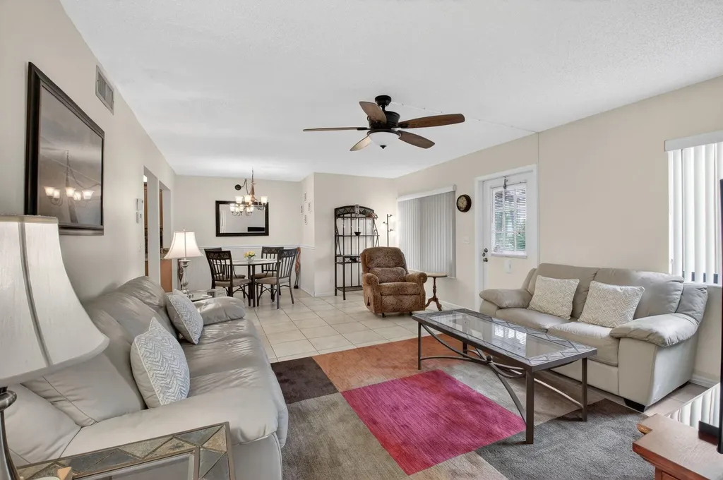 409 Pine Glen Lane Greenacres FL 33463
