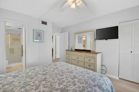 409 Pine Glen Lane Greenacres FL 33463