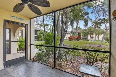 409 Pine Glen Lane Greenacres FL 33463