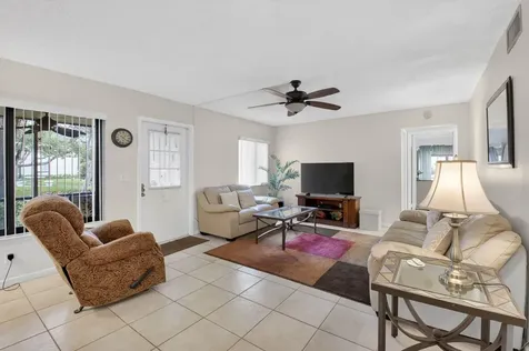 409 Pine Glen Lane Greenacres FL 33463