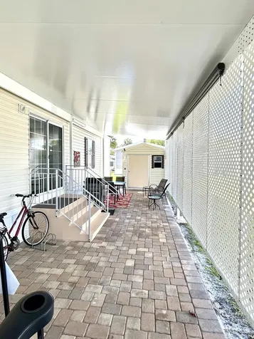 613 Jasmine Lane Deerfield Beach FL 33442