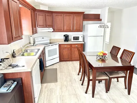 613 Jasmine Lane Deerfield Beach FL 33442