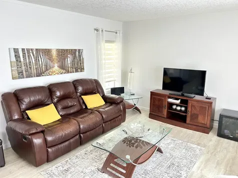 613 Jasmine Lane Deerfield Beach FL 33442