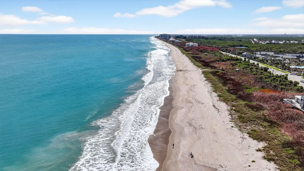 5055 N Highway A1a Hutchinson Island FL 34949