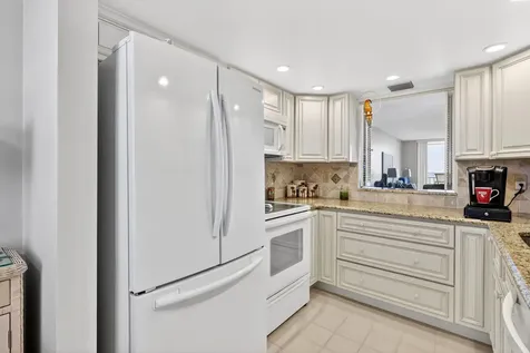 5055 N Highway A1a Hutchinson Island FL 34949