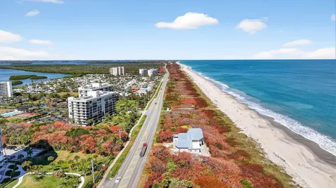 5055 N Highway A1a Hutchinson Island FL 34949