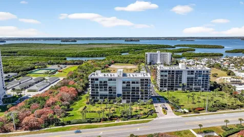 5055 N Highway A1a Hutchinson Island FL 34949