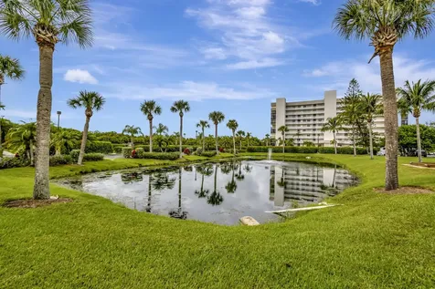 5055 N Highway A1a Hutchinson Island FL 34949