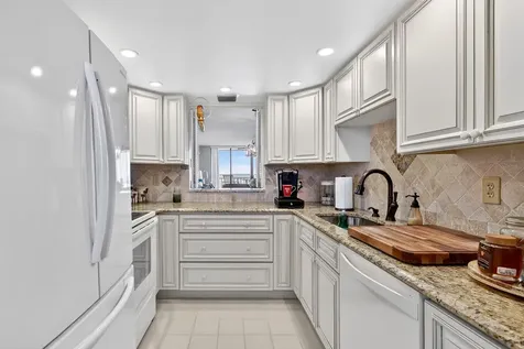 5055 N Highway A1a Hutchinson Island FL 34949