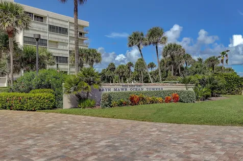 5055 N Highway A1a Hutchinson Island FL 34949