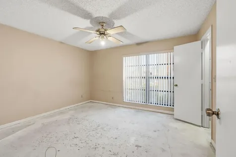 3237 Perimeter Drive Greenacres FL 33467