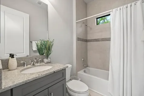 7015 Nw 27th Avenue Boca Raton FL 33496